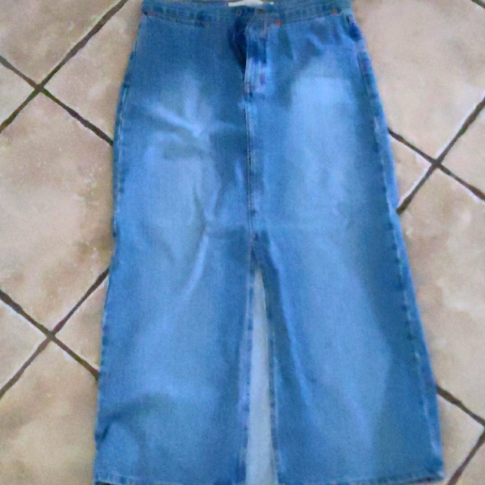 Long jean skirt